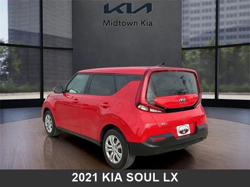 Used 2021 Kia Soul LX image 5