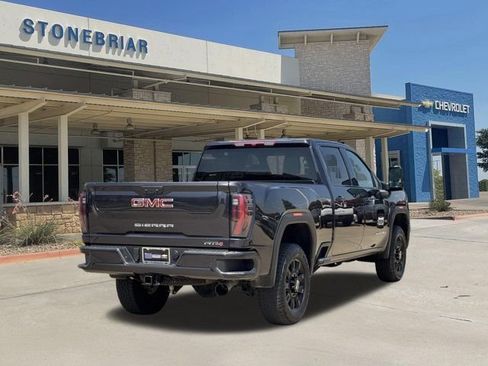 Used 2026 GMC Sierra 2500 AT4 AWD/4WD image 5