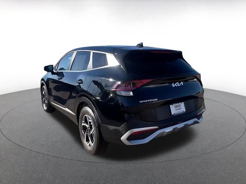 Used 2025 Kia Sportage LX image 10