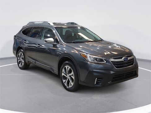 Used 2020 Subaru Outback Touring image 3