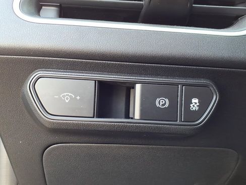 Used 2025 Kia K4 LX image 21