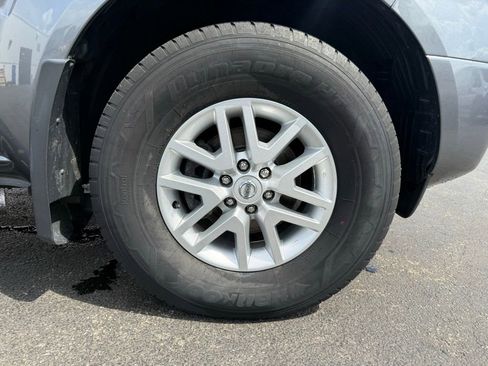 Used 2020 Nissan Frontier SV RWD image 50