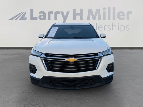 Used 2022 Chevrolet Traverse LT FWD image 8