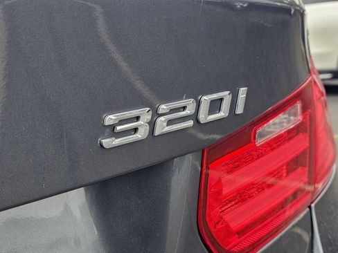 Used 2015 BMW 320i xDrive Sedan AWD/4WD image 15