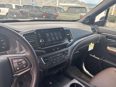 Used 2025 Honda Ridgeline RTL image 14