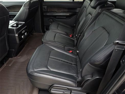 Used 2019 Ford Expedition Max Limited image 24