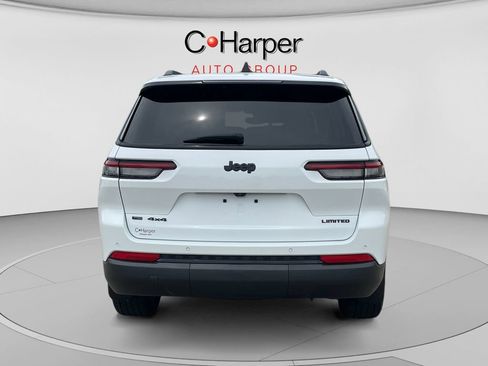 Used 2023 Jeep Grand Cherokee L Limited w/ Black Appearance Package AWD/4WD image 4