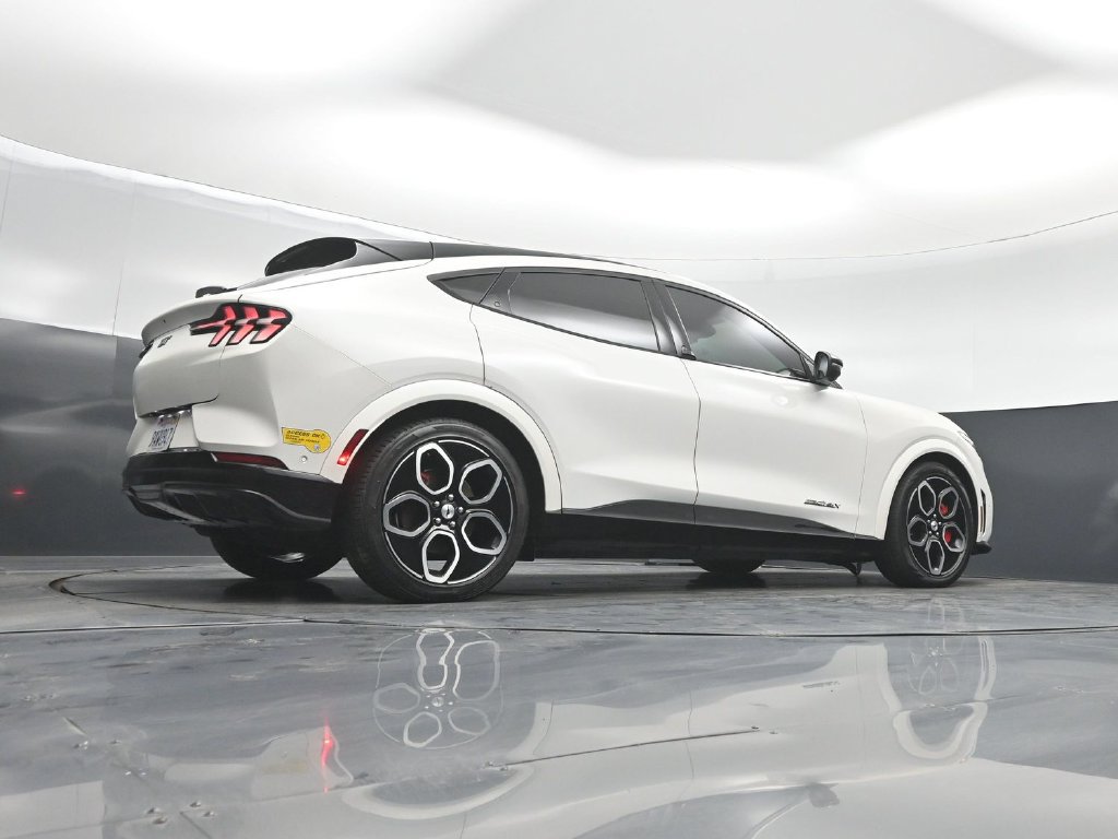 Used 2022 Ford Mustang Mach-E GT AWD/4WD image 46