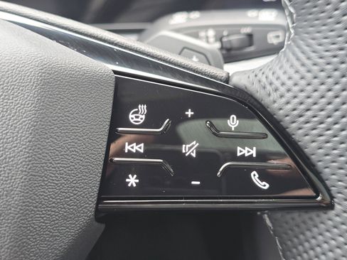 Certified 2025 Audi SQ5 Prestige w/ Prestige Package image 28