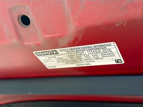 Used 2020 Toyota Camry SE FWD image 18