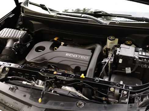 Used 2019 Chevrolet Equinox LT FWD image 28
