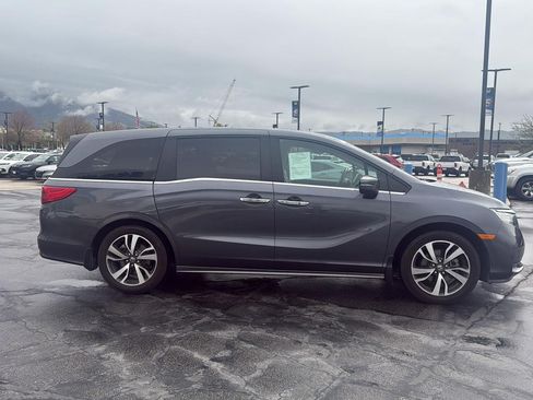 Used 2024 Honda Odyssey Touring image 7
