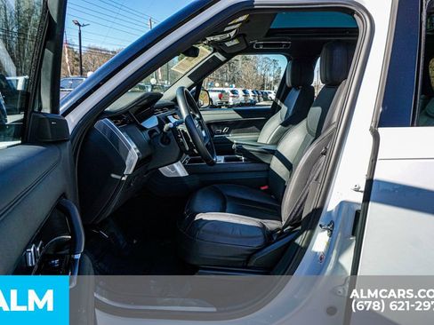 Used 2024 Land Rover Range Rover SE image 18