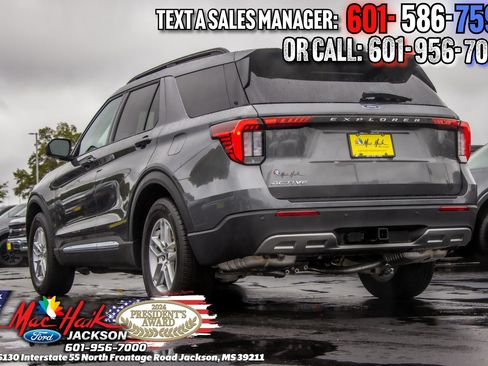 New 2026 Ford Explorer Active w/ Active Comfort Package RWD image 4