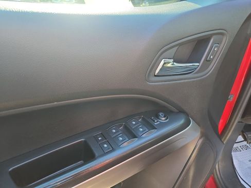 Used 2018 Chevrolet Colorado ZR2 image 11