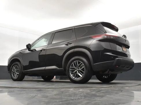 Used 2024 Nissan Rogue S image 12