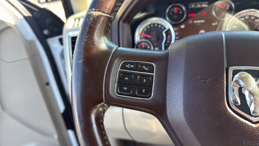 Used 2016 RAM 1500 Classic SLT w/ Luxury Group AWD/4WD image 22