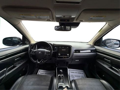 Used 2020 Mitsubishi Outlander SE image 22