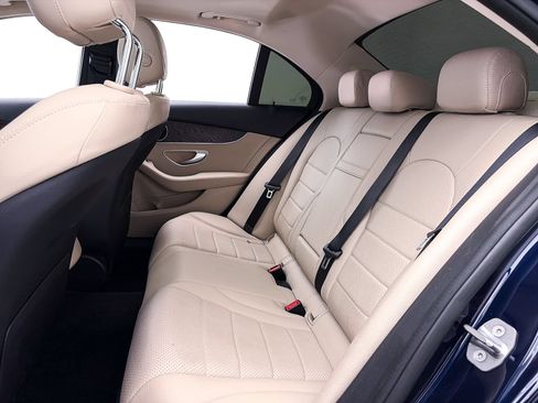 Used 2018 Mercedes-Benz C 300 Sedan image 35