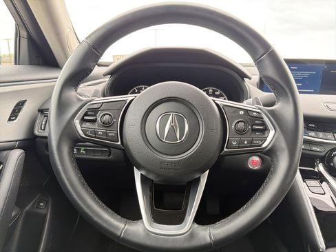 Certified 2022 Acura TLX w/ Technology Package image 18