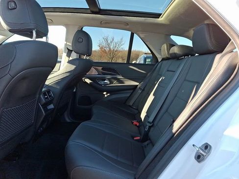 Used 2024 Mercedes-Benz GLE 450 4MATIC image 10