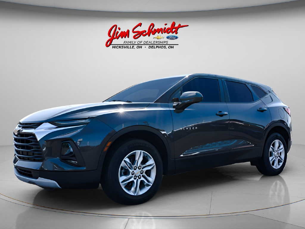 Used 2021 Chevrolet Blazer LT w/ LPO, Sport Package FWD image 3