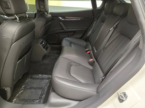 Used 2023 Maserati Quattroporte GT RWD image 20