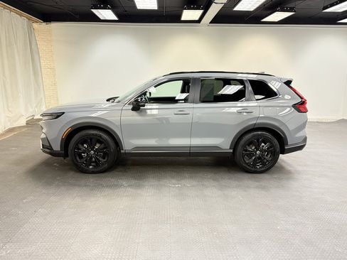 Used 2024 Honda CR-V Sport Touring image 2