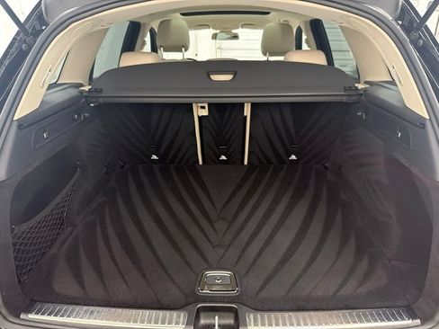 Used 2018 Mercedes-Benz GLC 300 4MATIC image 28