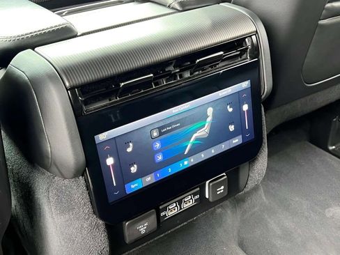 Used 2022 Jeep Grand Wagoneer Series II image 35