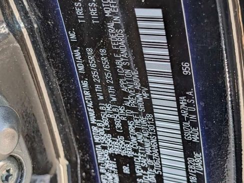 Used 2022 Toyota Highlander XLE image 20