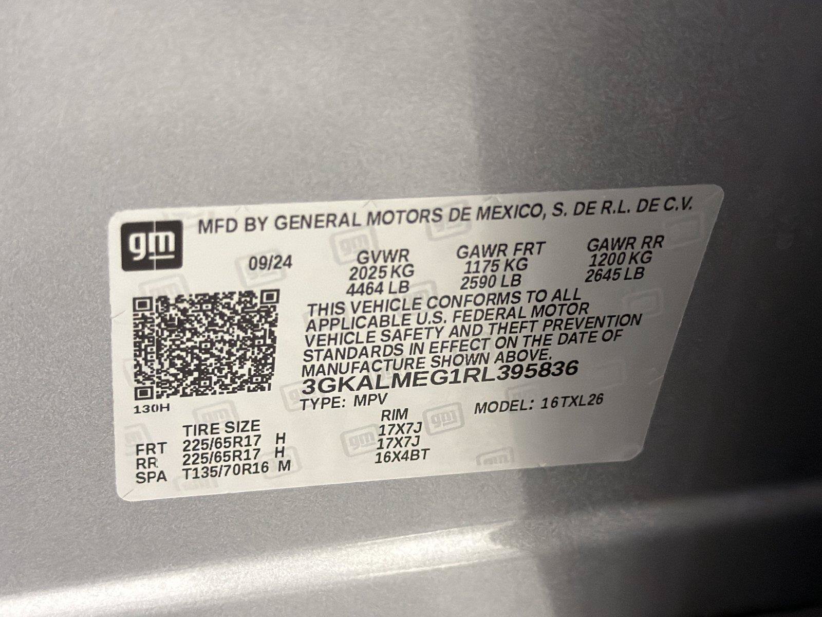 Used 2024 GMC Terrain SLE w/ Driver Convenience Package FWD image 32