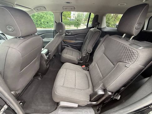 Used 2018 GMC Acadia SLE FWD image 29