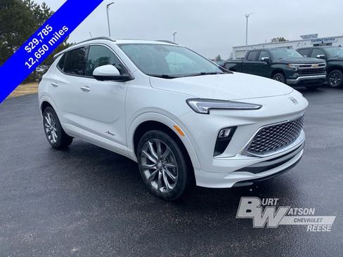 Certified 2025 Buick Encore GX Avenir w/ Avenir Technology Package image 9