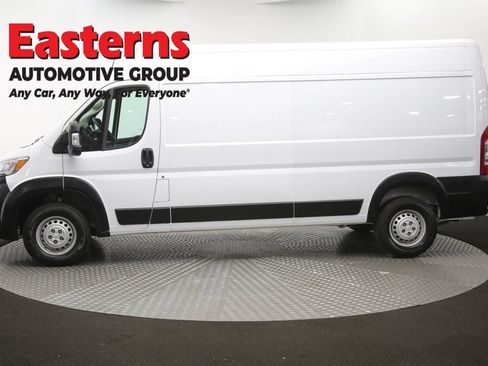 Used 2025 RAM ProMaster 2500 w/ Convenience Group FWD image 59