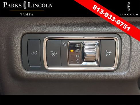 Certified 2022 Lincoln Corsair FWD image 25