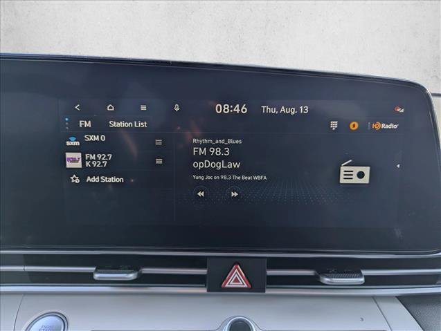 Certified 2025 Hyundai Elantra Limited FWD image 18