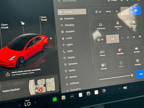 Used 2023 Tesla Model 3 Standard Range image 20