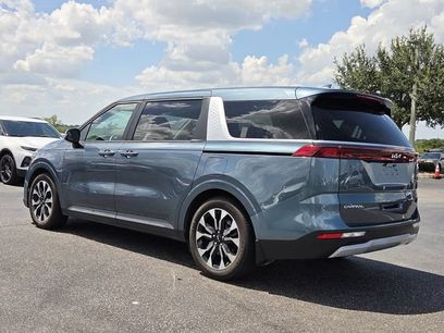 Used 2023 Kia Carnival EX