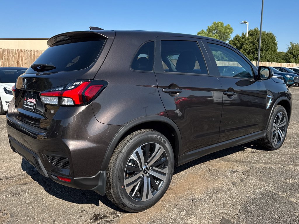 New 2027 Mitsubishi Outlander Sport SE FWD image 4