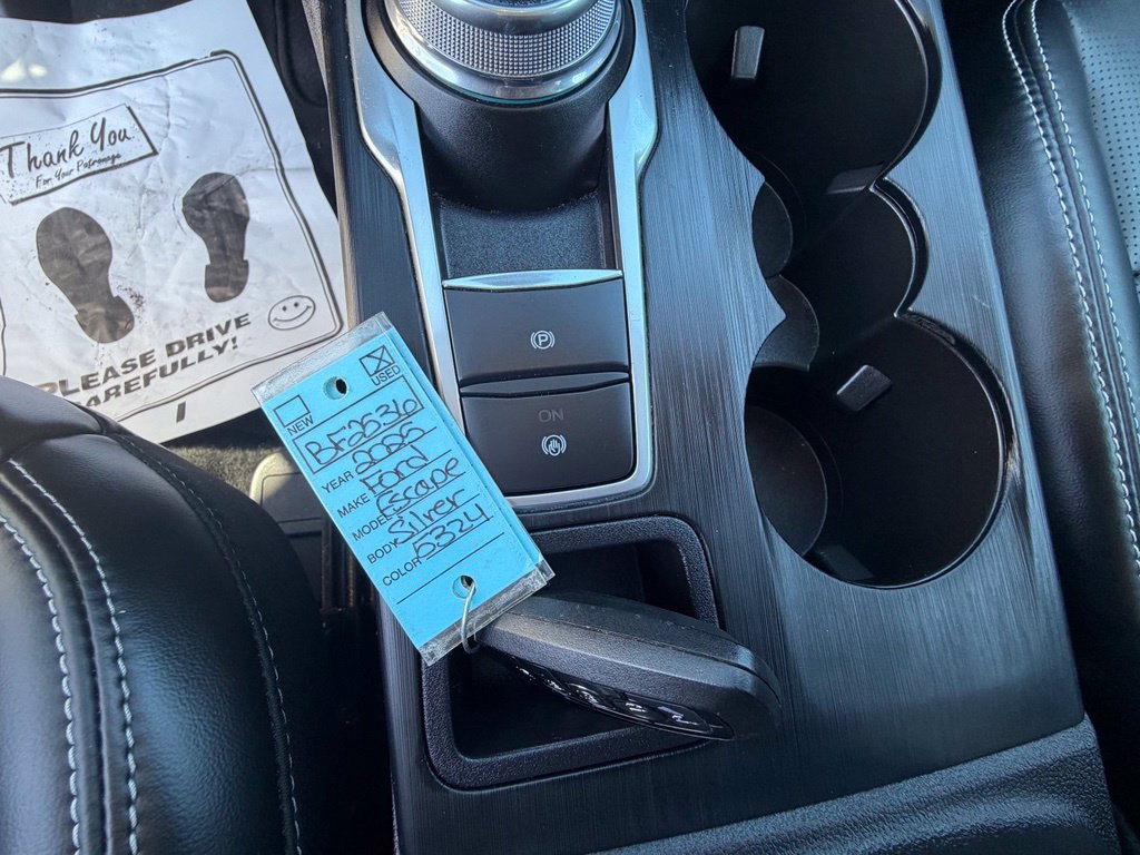 Certified 2025 Ford Escape Platinum AWD/4WD image 25
