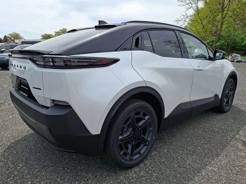 New 2026 Subaru Uncharted AWD image 3