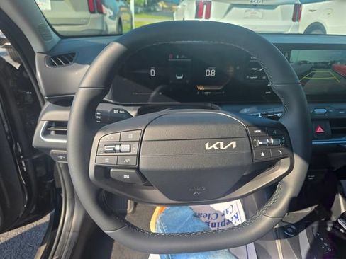 New 2026 Kia K4 EX FWD image 17