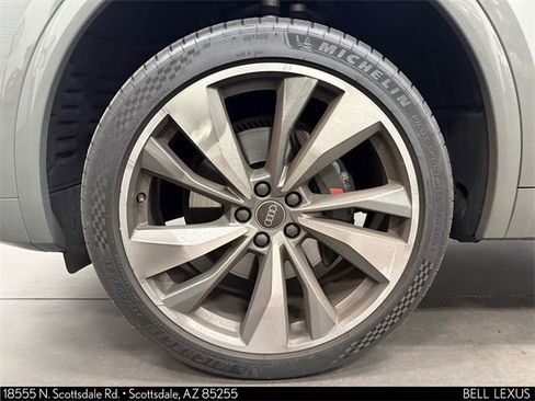 Used 2023 Audi SQ5 Premium Plus image 9
