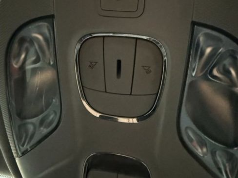 Used 2022 Jeep Compass Trailhawk w/ Trailhawk Elite Group image 33