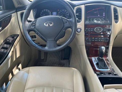 Used 2016 INFINITI QX50 AWD w/ Deluxe Touring Package image 11