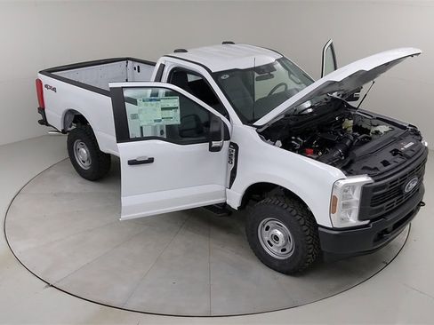 New 2026 Ford F250 XL w/ XL Off-Road Package image 41