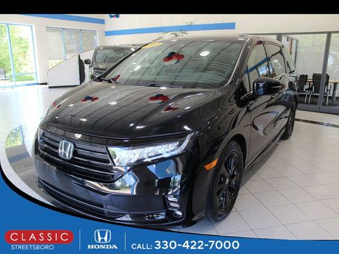 Used 2023 Honda Odyssey Sport image 1