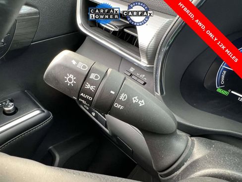 Used 2024 Toyota Highlander Platinum image 32