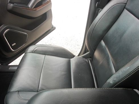 Used 2015 Chevrolet Tahoe LT RWD image 20